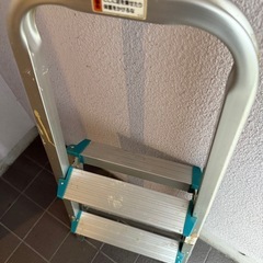 うえ枠付き踏み台の画像