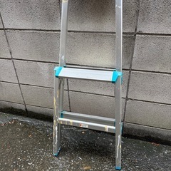 うえ枠付き踏み台の画像