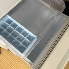 三菱 146L冷蔵庫 の画像