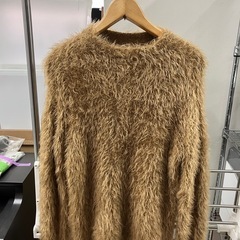 2510-252 SHINY  RIPPLE セーター ブラウン Mサイズ 中古の画像