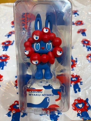 LABUBU MYAKU-MYAKU ぬいぐるみ ミャクミャクラブブ