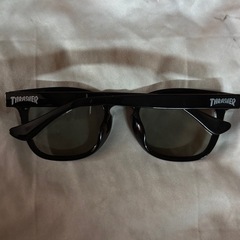 THRASHER サングラスの画像