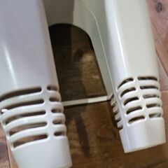 差し上げます💡　ファンヒーターの熱風で暖めるシューズドライヤーの画像
