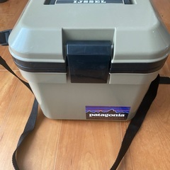 小型クーラーボックスの画像