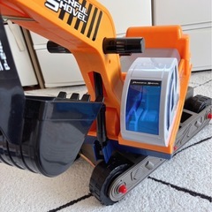 パワーショベル　子供のおもちゃの画像