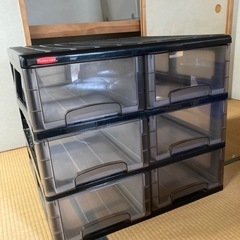 衣装収納ケースの画像