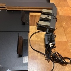 （決定済み）ヤマハ　電子ピアノ　P-85　ペダル（LP-5A）つき　台（L-85）付き　譜面台なし　説明書あり　 88鍵 GHS鍵盤　の画像