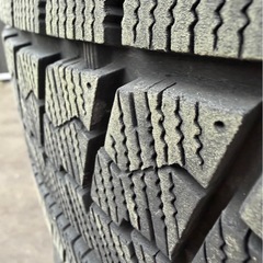 225/45R18 VRX 4 本 冬タイヤの画像