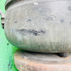 火鉢（金属製）の画像