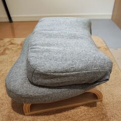 折りたたみ　あぐら座椅子の画像
