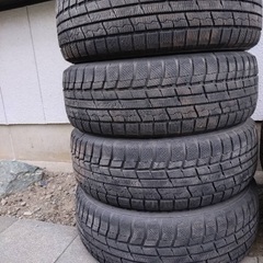 205/60/16 スタッドレス　トーヨーの画像
