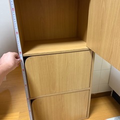 カラーボックス　3段　収納扉付きの画像