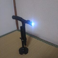 杖　自立タイプ　ライト付きの画像