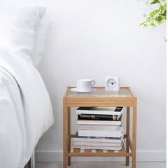 IKEA NESNA ネスナ　サイドテーブル　ガラス　の画像