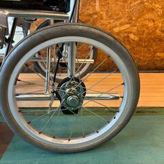 【愛品館八千代店】カワムラ　介助型車椅子　KV16-40SBの画像