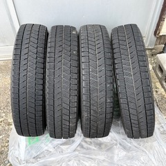いよいよ冬シーズンです。BSスタッドレスタイヤ　VRX3 　145/80R13　4本の画像