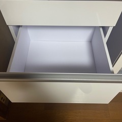 食器棚
の画像