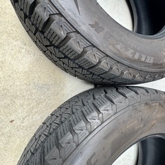 中古スタッドレスタイヤ 4本　　　ブリヂストン ブリザック DM-V3 265/60R18 19年製の画像