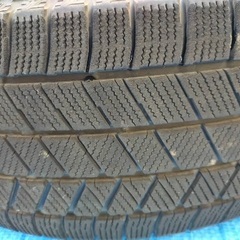 225/60/18 BRIDGESTONE VRX3 スタッドレス4本の画像
