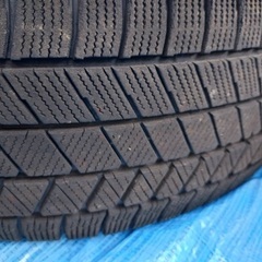 225/60/18 BRIDGESTONE VRX3 スタッドレス4本の画像