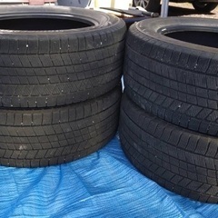 225/60/18 BRIDGESTONE VRX3 スタッドレス4本の画像