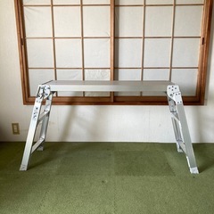きれいな脚立の画像
