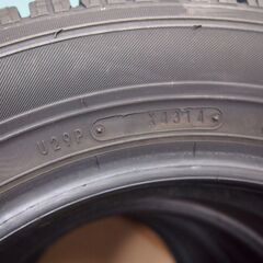 オートバックス ノーストレック スタッドレスタイヤ 溝約7mm 175/65R14 (CA31)の画像