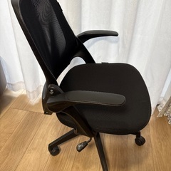取引中　オフィスチェアの画像