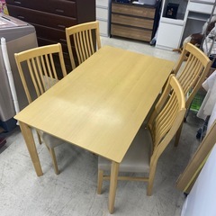 ニトリ　4人用　ダイニングセット　机：幅135×奥80×高70cm　 椅子：幅42×奥42×高96cm　リサイクルショップ　朝霞市　ケイラック朝霞田島店　志木市　和光市　GM425の画像