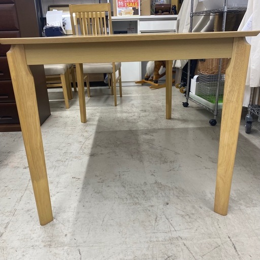 ニトリ　4人用　ダイニングセット　机：幅135×奥80×高70cm　 椅子：幅42×奥42×高96cm　リサイクルショップ　朝霞市　ケ