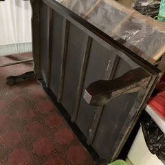 鉄屑、座卓、ガラクタ、無料で引き取り出来る方お願い致します！の画像