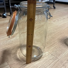 ガラス瓶　4つ
の画像