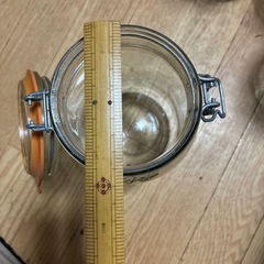 ガラス瓶　4つ
の画像