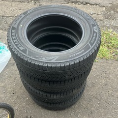 195/65R15 ブリヂストンVRX3の画像