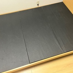 ダブルベッドフレーム(木製）の画像
