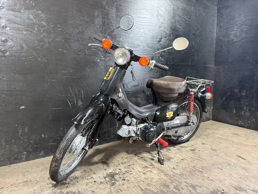 ★支払総額6.8万円★買取強化中！まずはカンタン無料査定まで！ ホンダ スーパーカブ50FI 黒 AA01　カスタムカブ！ 社外レッグシールド！ 社外リアサス！ 社外リアキャリア！