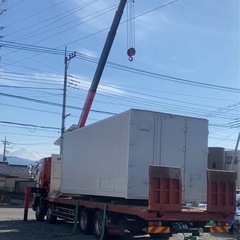 白コンテナ　かなり綺麗ですの画像