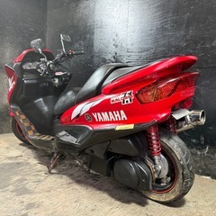 ★支払総額5.5万円★激安バイク続々入荷中！ なんでも買取ます！ ヤマハ マジェスティC 赤 SG03J 外観良好！ フロントマスク！ 社外ステップ！ 社外ハンドル！ 社外マフラー！ エアロパーツ！ フェンダーレス！ 社外リアサス！の画像