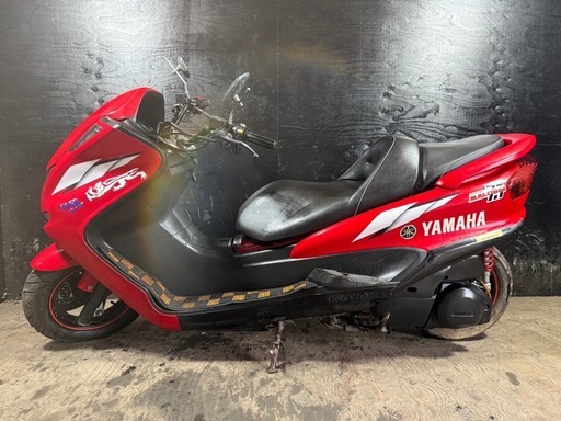 ★支払総額5.5万円★激安バイク続々入荷中！ なんでも買取ます！ ヤマハ マジェスティC 赤 SG03J 外観良好！ フロントマスク！ 社外ステップ！ 社外ハンドル！ 社外マフラー！ エアロパーツ！ フェンダーレス！ 社外リアサス！