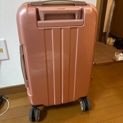 キャリーケース　の画像