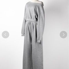 ワンショルダーショートスウェットトップス + タックワイドパンツ SETの画像