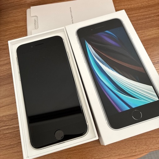 第2世代　iPhoneSE