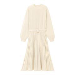 🌸🌸♡.格安  未使用 GUジーユーニットワンピース .♡ の画像