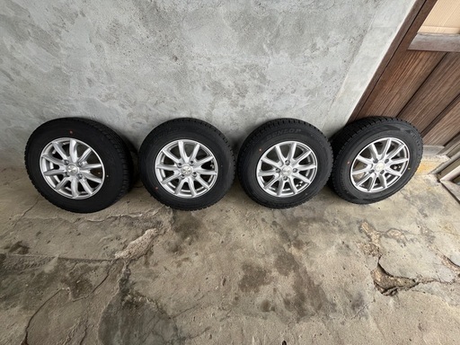 【決まりました】スタッドレスタイヤ　13インチ