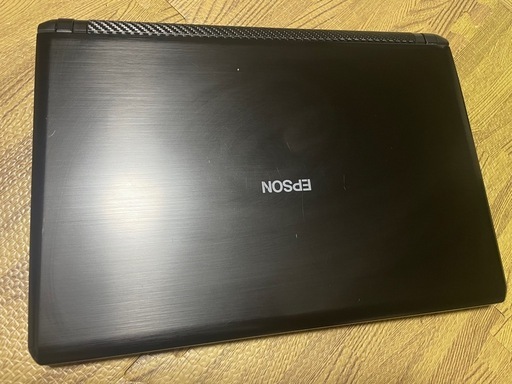 Officeソフト付属　快適　EPSON endeavor ノートPC メモリ6GB SSD128GB WIN11HOME 15インチ