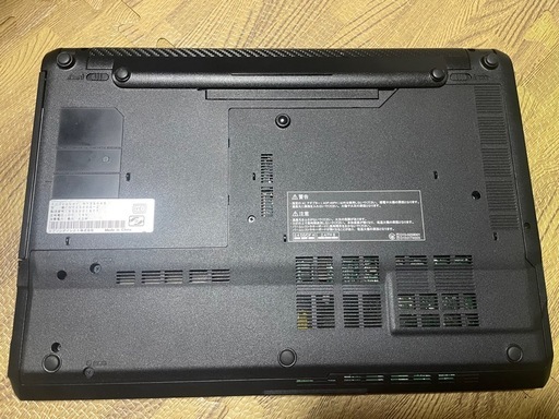 Officeソフト付属　快適　EPSON endeavor ノートPC メモリ6GB SSD128GB WIN11HOME 15インチ