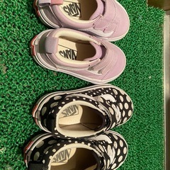 VANSスニーカー 15cm 17cmの画像