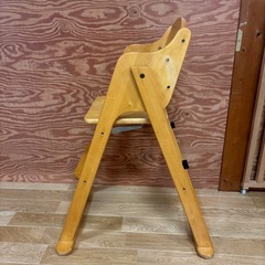ベビーチェアの画像