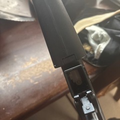東京マルイ　エアガンMP5 マガジン無し撃てない　モーターが空回りしてます。分解したら治りますの画像