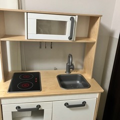 IKEAおままごとキッチン本体のみ
の画像